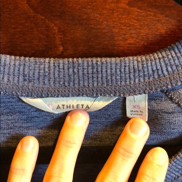 Athleta sweatshirt top - Picture 3 of 4